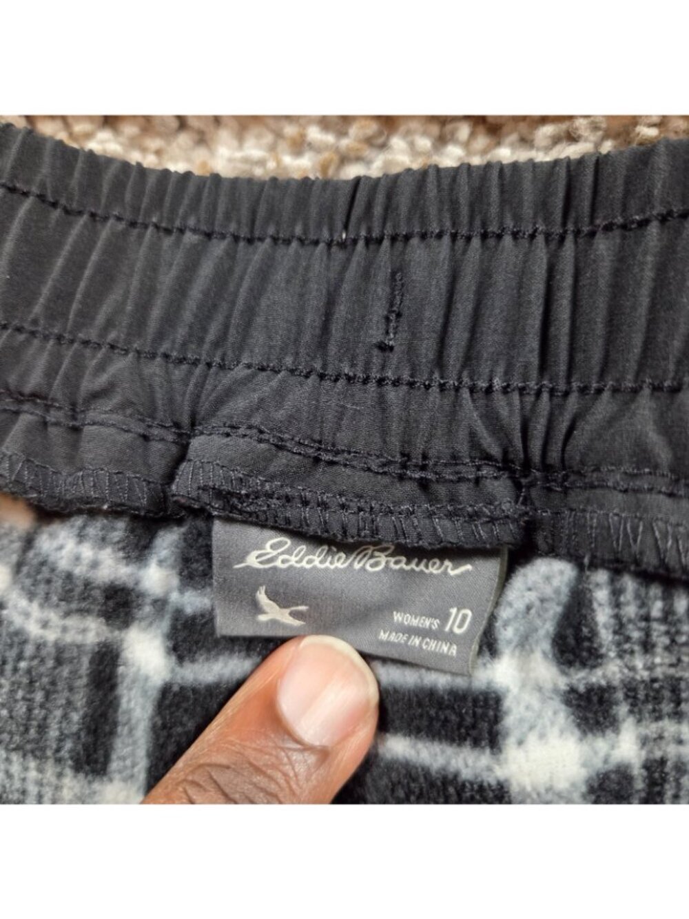 Eddie Bauer Fleece Lined Cargo Jogger Pants Women’s 10 Outdoor Black - Picture 3 of 5